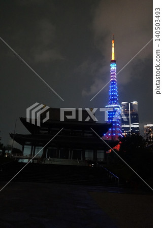 東京鐵塔和增上寺亮起藍色燈光 - 六月，港區 2500 武士藍 東京鐵塔和增上寺 140503493