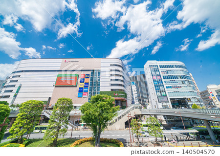埼玉縣河口市JR河口站東出口前的景色 140504570