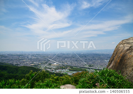 Mount Katano summit (Kannon Rock) [Katano City, Osaka Prefecture] 140506555