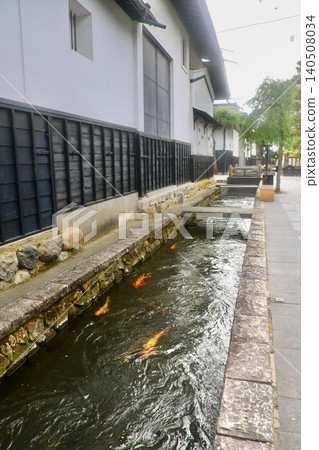 Setogawa River and the white-walled storehouse district of Hida Furukawa (Hida City, Gifu Prefecture) Setogawa River and the white-walled storehouse district of Hida Furukawa (Hida City, Gifu Prefecture) 140508034