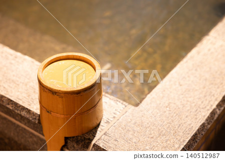 Hot spring bath and bucket Hot spring bath and bucket 140512987