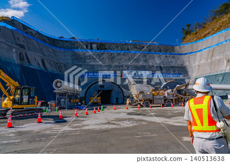 社會學實地考察:新東名高速公路隧道施工現場 社會學實地考察:新東名高速公路隧道施工現場 140513638