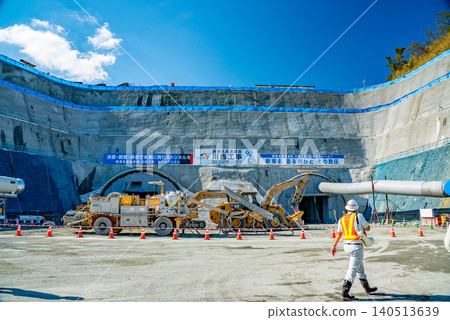 社會學實地考察:新東名高速公路隧道施工現場 社會學實地考察:新東名高速公路隧道施工現場 140513639