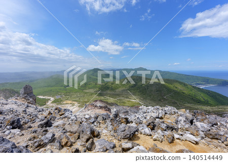 函館惠山登山：一條可以俯瞰大海和北海道火山形成的壯麗景色的登山路線。 140514449