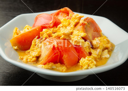 Stir-fried tomato and egg 140516073