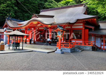 One of the three Kumano shrines...the main shrine of the Kumano Shrines: Kumano Nachi Taisha 140522024
