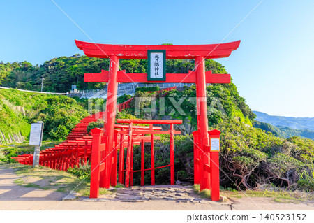 初夏時節,山口縣下關市元之隅神社 初夏時節,山口縣下關市元之隅神社 140523152