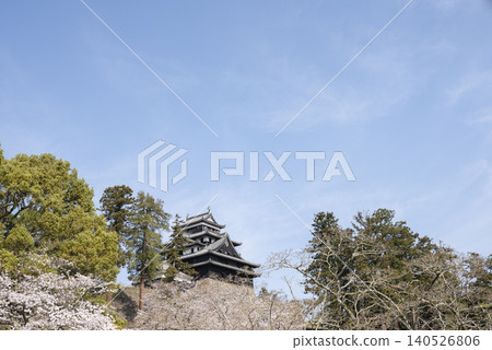 松江城和藍天留白 松江城和藍天留白 140526806