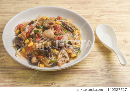 Vegetable Ankake Donburi (rice bowl with thick vegetable sauce) Vegetable Ankake Donburi (rice bowl with thick vegetable sauce) 140527727