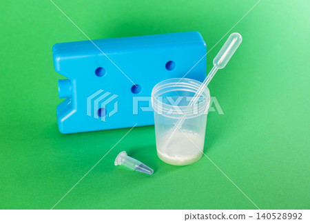 Sperm analysis of prostate fluid and ejaculate for infection and microscopy. Male infertility, presence of motile sperm, close-up Sperm analysis of prostate fluid and ejaculate for infection and microscopy. Male infertility, presence of motile sperm, close-up 140528992