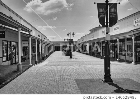 A beautiful monochrome streetscape A beautiful monochrome streetscape 140529485
