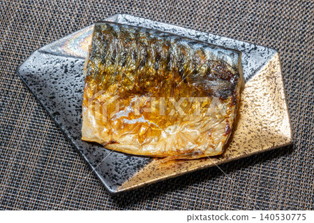Grilled mackerel with salt Grilled mackerel with salt 140530775