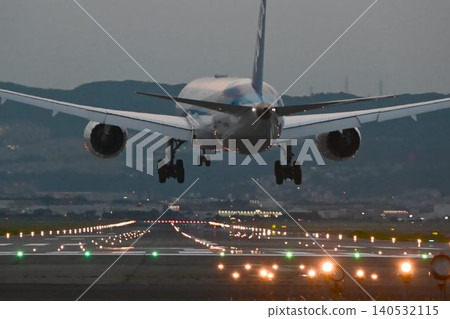 Osaka Airport Senri River Embankment Powerful Nighttime Landing Scenery 140532115