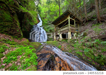 Shiraya Falls (Ikuno-cho, Asago City, Hyogo Prefecture) Shiraya Falls (Ikuno-cho, Asago City, Hyogo Prefecture) 140532218