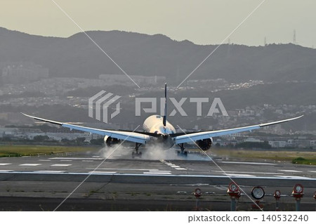 Osaka Airport Senri River Embankment Takeoff and Landing Scene 140532240