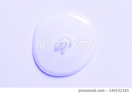 Cosmetic product in the form of a transparent drop. A moisturizing gel or serum for the face. 140532383