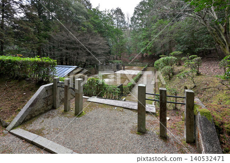 Emperor Uda's Mausoleum at Ōuchiyama (Ukyō-ku, Kyoto City, Kyoto Prefecture) 140532471
