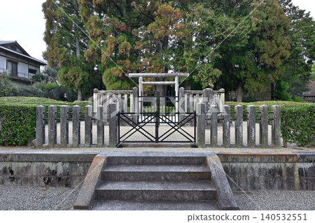 Emperor Go-Kameyama's Mausoleum, Saga Ogura Mausoleum (Ukyo-ku, Kyoto City, Kyoto Prefecture) Emperor Go-Kameyama's Mausoleum, Saga Ogura Mausoleum (Ukyo-ku, Kyoto City, Kyoto Prefecture) 140532551