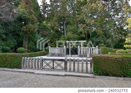 Emperor Tsuchimikado's Kanehara Mausoleum (Nagaokakyo City, Kyoto Prefecture) Emperor Tsuchimikado's Kanehara Mausoleum (Nagaokakyo City, Kyoto Prefecture) 140532755