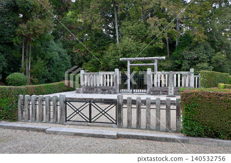 土禦門天皇金原陵(京都府長岡京市) 土禦門天皇金原陵(京都府長岡京市) 140532756