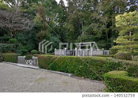 土禦門天皇金原陵(京都府長岡京市) 土禦門天皇金原陵(京都府長岡京市) 140532759