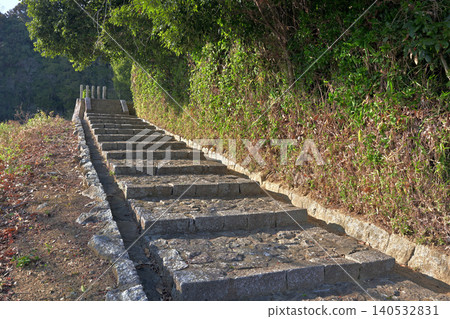 Emperor Okamiya (Prince Kusakabe) Mayumi Hill Mausoleum (Takatori-cho, Takaichi-gun, Nara Prefecture) 140532831