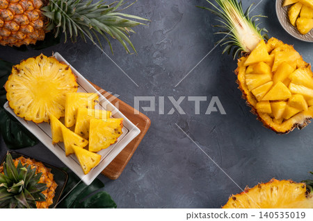 鳳梨 水果 熱帶 葉子 切片 fresh pineapple fruit パイナップル 鳳梨 水果 熱帶 葉子 切片 fresh pineapple fruit パイナップル 140535019