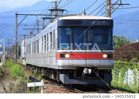 [Nagano Electric Railway] 3000 series (Nagano Line: Hino Station) 140535652