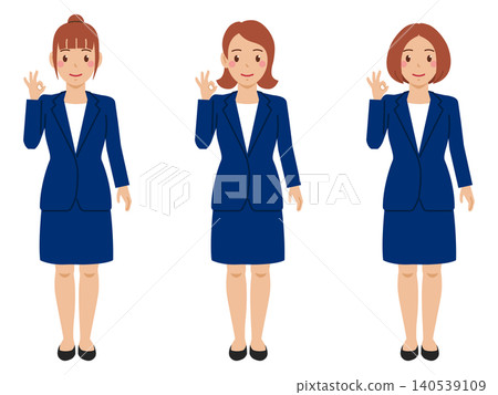 [全身照] 一位年輕女子身穿T恤和海軍藍裙裝，做出OK手勢。 140539109