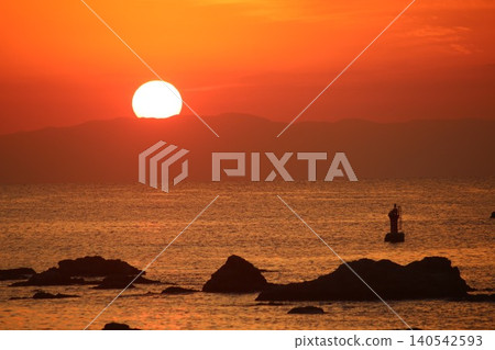 被夕陽染成大海 被夕陽染成大海 140542593