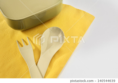 Spoon , fork and lunch box Spoon , fork and lunch box 140544639