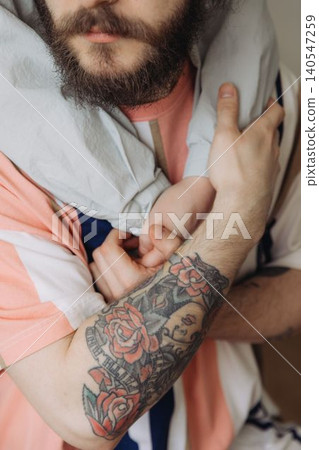 hand tatto hand tatto 140547259