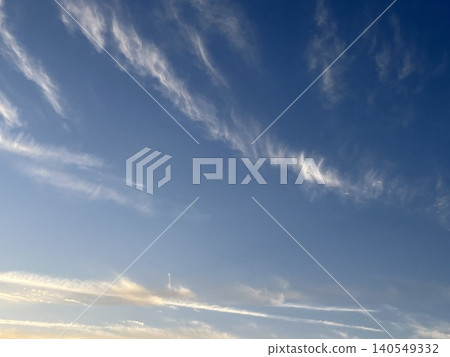 雲 雲 140549332