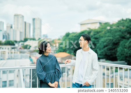 一對夫婦和他們的理想之家 一對夫婦和他們的理想之家 140553200