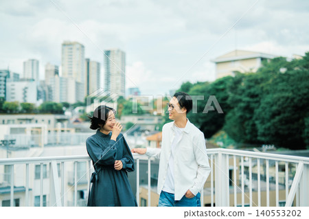 一對夫婦和他們的理想之家 一對夫婦和他們的理想之家 140553202
