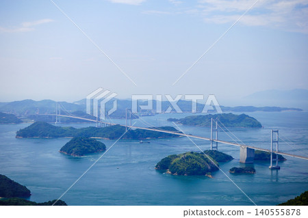 俯瞰著Kurushima Channel Bridge 俯瞰著Kurushima Channel Bridge 140555878