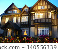 夜幕降臨，昔日的門司三井俱樂部燈火通明 140556339