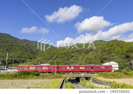 103 series train running on the Bantan Line 103 series train running on the Bantan Line 140556682