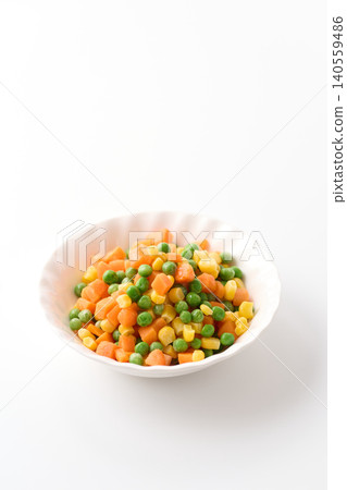 Mixed vegetables served on a plate Mixed vegetables served on a plate 140559486