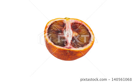 Blood orange, Moro, cross-section, cut flesh, transparent background, macro, fruit material 140561068