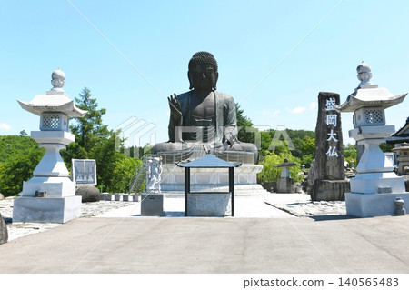[盛岡市：正圓寺的銅佛像「盛岡大佛」] 140565483