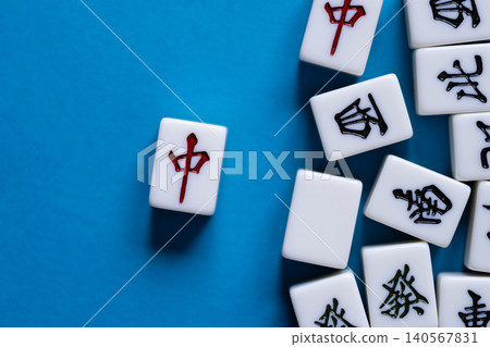麻將牌排列整齊 麻將牌排列整齊 140567831