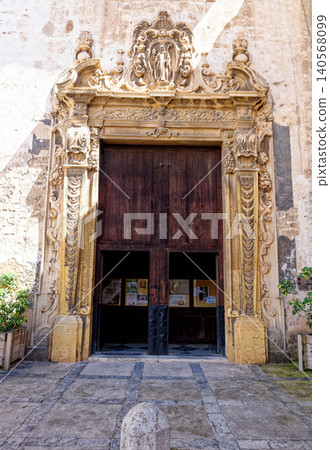 The street of Palma de Mallorca - Travel destination Spain The street of Palma de Mallorca - Travel destination Spain 140568099