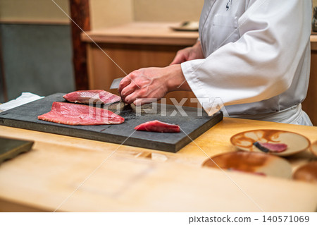 [#People] Sushi Chef 140571069