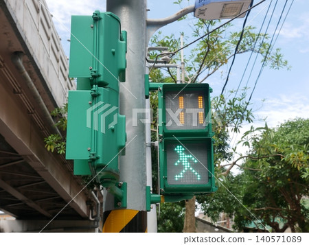 Pedestrian signal Pedestrian signal 140571089