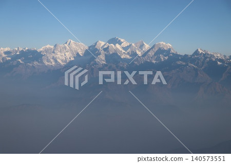尼泊爾，喜馬拉雅山脈，喜馬拉雅山脈觀光飛行，雪人航空公司 140573551