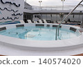A swimming pool on the roof of a cruise ship 140574020