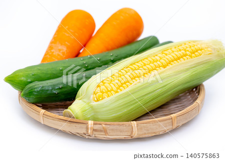什錦夏季蔬菜 什錦夏季蔬菜 140575863