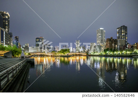 Osaka night view, Tenjinbashi, Osaka City, Osaka Prefecture Osaka night view, Tenjinbashi, Osaka City, Osaka Prefecture 140582646