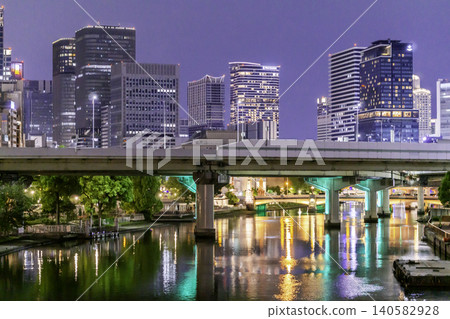 Osaka night view: Namba Bridge viewed from Tenjinbashi, Osaka City, Osaka Prefecture Osaka night view: Namba Bridge viewed from Tenjinbashi, Osaka City, Osaka Prefecture 140582928